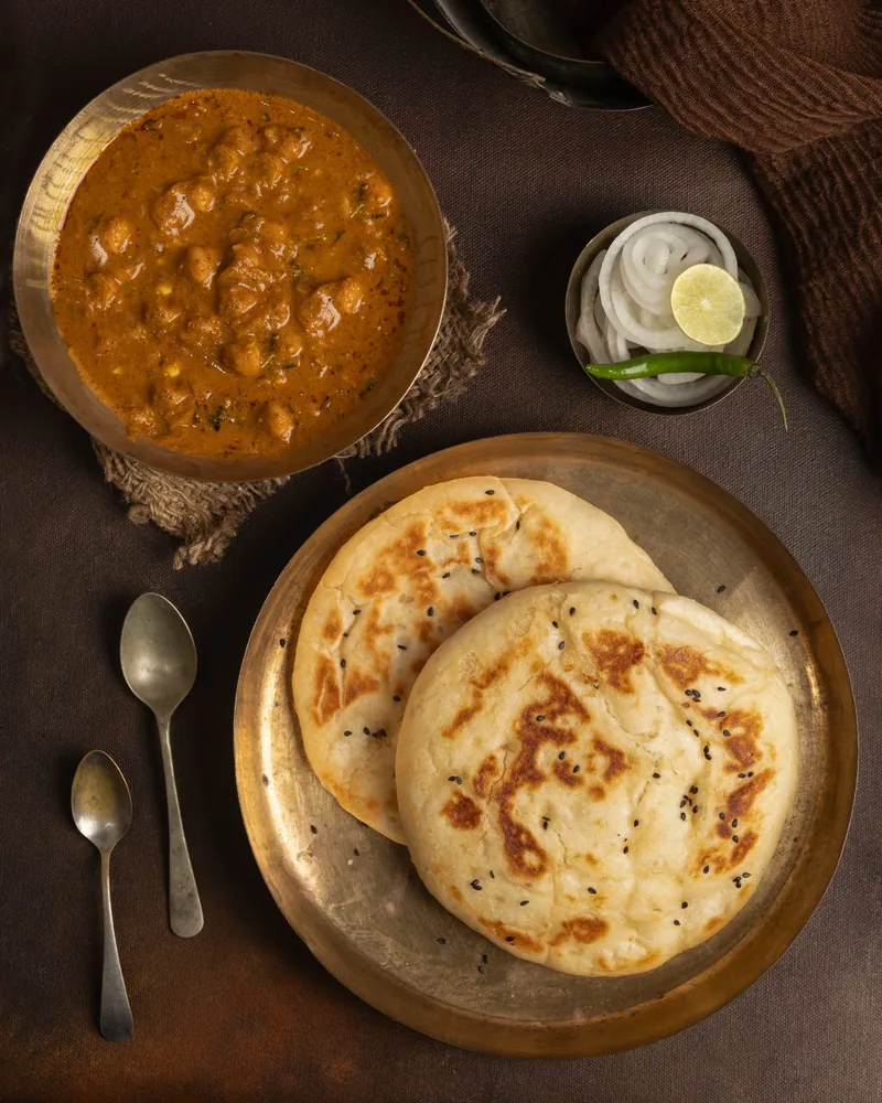 Chole Kulcha